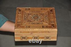 Vintage Handcrafted MOP & Wooden Fitted Decorative Wooden Jewellery Box