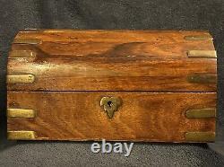 Vintage Handcrafted Wooden Wood Treasures Keepsakes Box 9.5D