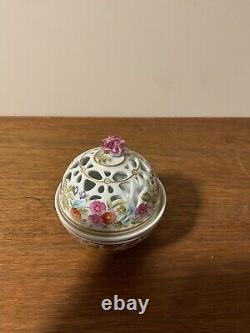 Vintage Hollohaza Porcelain Hungary Open Work Potpourri Floral Trinket Box