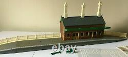 Vintage Hornby R224 Station The World of Thomas The Tank Engine Boxed