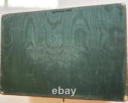 Vintage Italian Tooled Leather Gold Gilt Card Box With Key