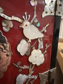 Vintage Korean Najeonchilgi Mother of Pearl Red Lacquer Jewelry Box Cabinet Lock