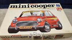 Vintage LS Austin Mini Cooper S Plastic Model Kit 116 Boxed Sealed