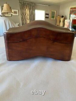 Vintage Large Moulded Solid Italian Leather Box by PAPINI Florence Italy