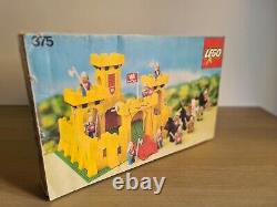 Vintage Lego Castle Yellow (375-2) VERY RARE & COMPLETE