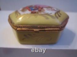 Vintage Limoges France Trinket Box Peint Main Hand Painted Scene Man/woman