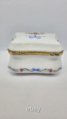 Vintage Limoges France Trinket Box with Flowers, 4 3/8 x 3 5/8 x 2 1/2