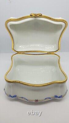 Vintage Limoges France Trinket Box with Flowers, 4 3/8 x 3 5/8 x 2 1/2