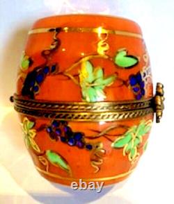 Vintage Limoges French Peint Main Porcelain Wine Barrel &4 Bottles Trinket Box