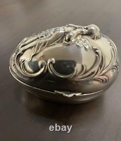 Vintage Meriden Silver Plate Co. Cherub Angel Egg Shaped Trinket Box