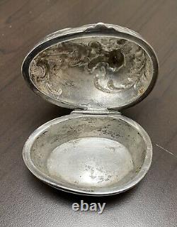 Vintage Meriden Silver Plate Co. Cherub Angel Egg Shaped Trinket Box