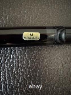 Vintage Montblanc Meisterstuck #146 Fountain Pen Black with Gold Trim in Box