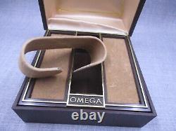 Vintage OMEGA Quartz Brown Plastic Square Presentation Watch Box 31