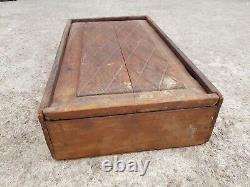 Vintage Old Primitive Handcrafted 8 Compartments Spice Keeping Wooden Box W728