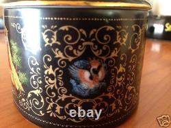 Vintage Palech Porcelain Trinket box, Russian Art of stunning detail / Pristine