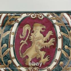 Vintage Porcelain Lion Trinket Jewelry Box 70s China Heraldic Style RARE #127