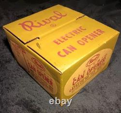 Vintage RIVAL Model 753 Can Opener White NEW in Box 1968 NOS