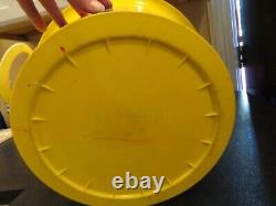 Vintage Retro Round sit n sew yellow plastic storage hassock by Crestyle NY