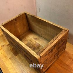 Vintage Stanely Hardware Wood Shipping Box Good Condition
