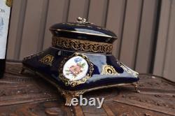Vintage T limoges porcelain bonbonniere box floral decor