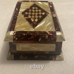 Vintage Tramp Art Deco Celluloid Plastic Bakelite Hinged Box