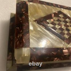 Vintage Tramp Art Deco Celluloid Plastic Bakelite Hinged Box