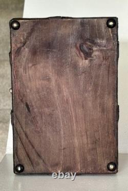 Vintage Unique Leather Wood Hand Crafted Box