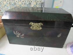 Vintage Unusual Asian Forest lacquered hand painted box from China 1970's