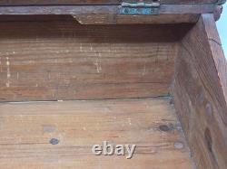 Vintage Victorian Desk Storage Box Chest Inlaid Lid Scalloped Base Locking Top