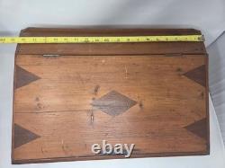 Vintage Victorian Desk Storage Box Chest Inlaid Lid Scalloped Base Locking Top