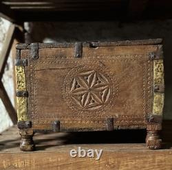 Vintage Wooden Large Size Storage Chest Box Original Hand Crafted Brass Fitted