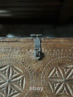 Vintage Wooden Large Size Storage Chest Box Original Hand Crafted Brass Fitted