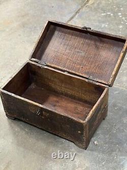 Vintage Wooden Large Size Storage Chest Box Original Hand Crafted Metal Fitted91