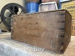 Vintage Wooden Pink Alaska Salmon Crate Clifton Brand Kroger Grocery Fish Box