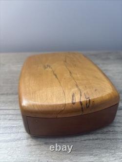 Vintage Wooden Rectangle Jewelry/Trinket Box UNIQUE JAMES BATEMAN SIGNED PG1 7
