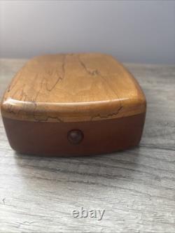 Vintage Wooden Rectangle Jewelry/Trinket Box UNIQUE JAMES BATEMAN SIGNED PG1 7