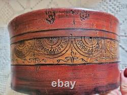 Vintage/antique Handcrafted Primitive Wood Laquer Spice Box