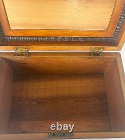 Vintage antique rosewood box 1800's fine condition