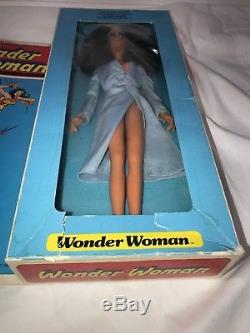 Vintage original 1976 Wonder Woman 12 Mego Doll figure with Box & NO Accessories