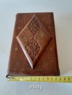 Vintage rare small wooden jewels Trinket hand carved Decorative wood wooden box