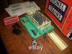 Vtg. Lionel O-GA 3656 Stockyard, Cattle Car Ramp, Cows withoriginal box & Papers/NM