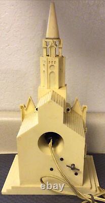 Vtg RAYLITE ELECTRICAL Christmas Plastic Lighted Musical Box Silent Night Church