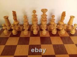 Wooden Vintage Chess Set Regency Chess Pieces with Wooden board and Vintage Box