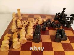 Wooden Vintage Chess Set Regency Chess Pieces with Wooden board and Vintage Box