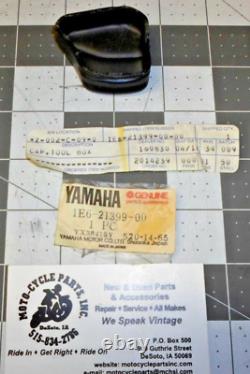 Yamaha Xt500 1e6-21399 Tool Box Cap Nos 1 Qty Vintage Oem Plastic Free Shipping